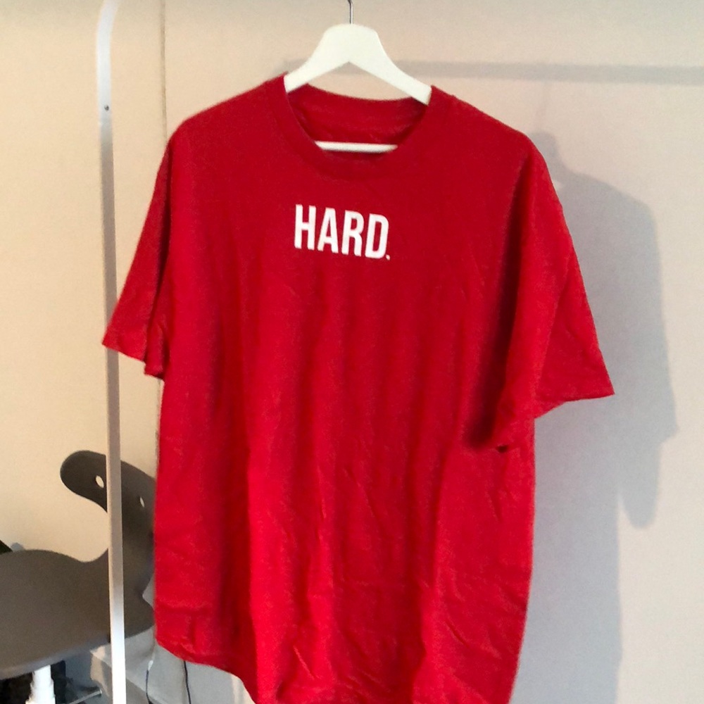 LA brand tee